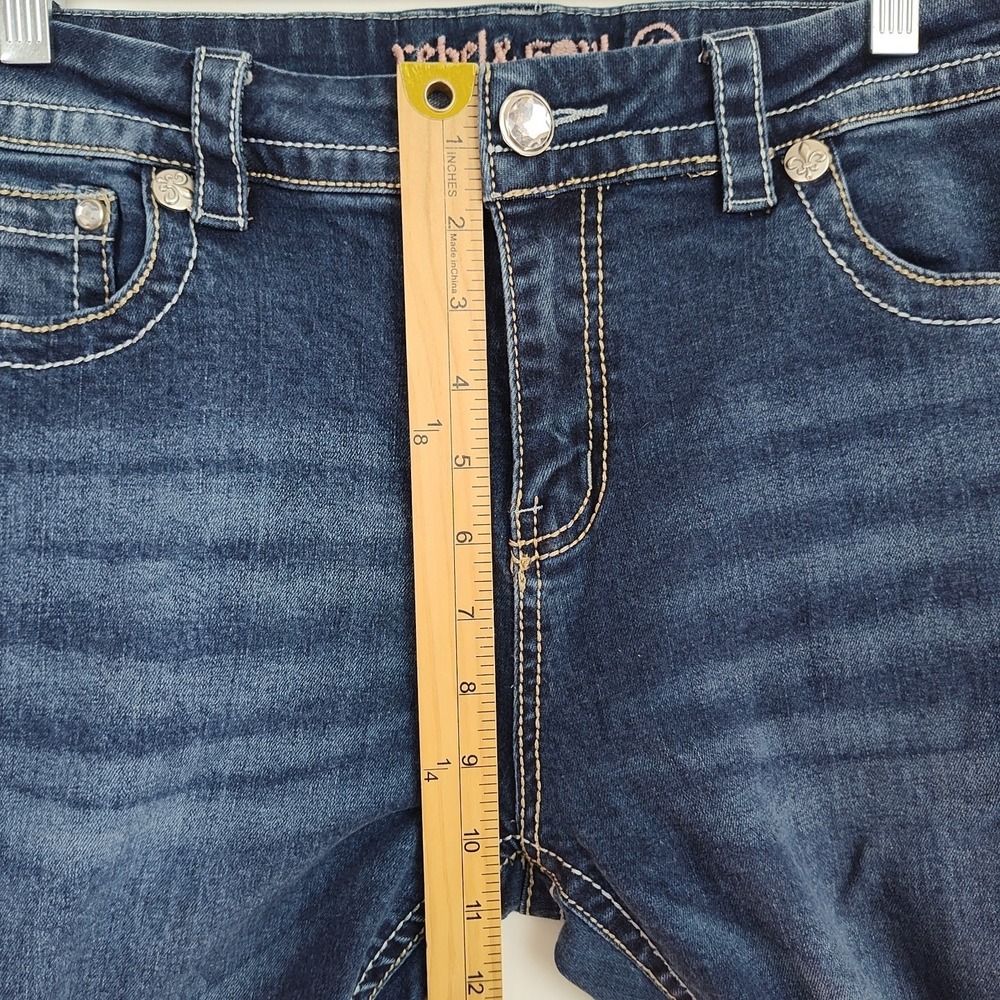 Rebel & Soul Jeans Women's Size 15 Boot Cut Medium Wash Blue Embroidered Pockets - Picture 4 of 11